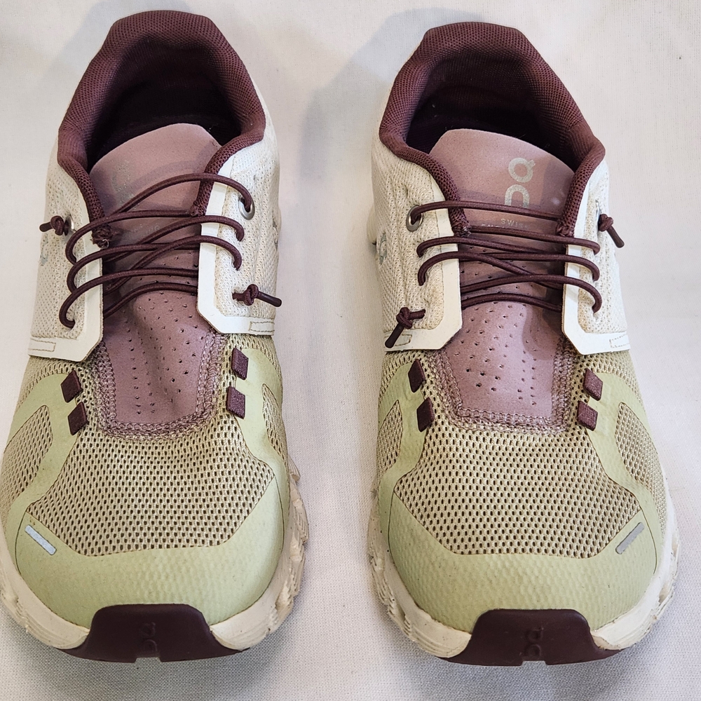 Sneakers On Clouds 5